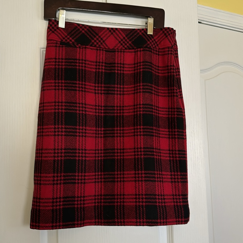 L.L. Bean High Waisted Plaid Skirt - Picture 4 of 7